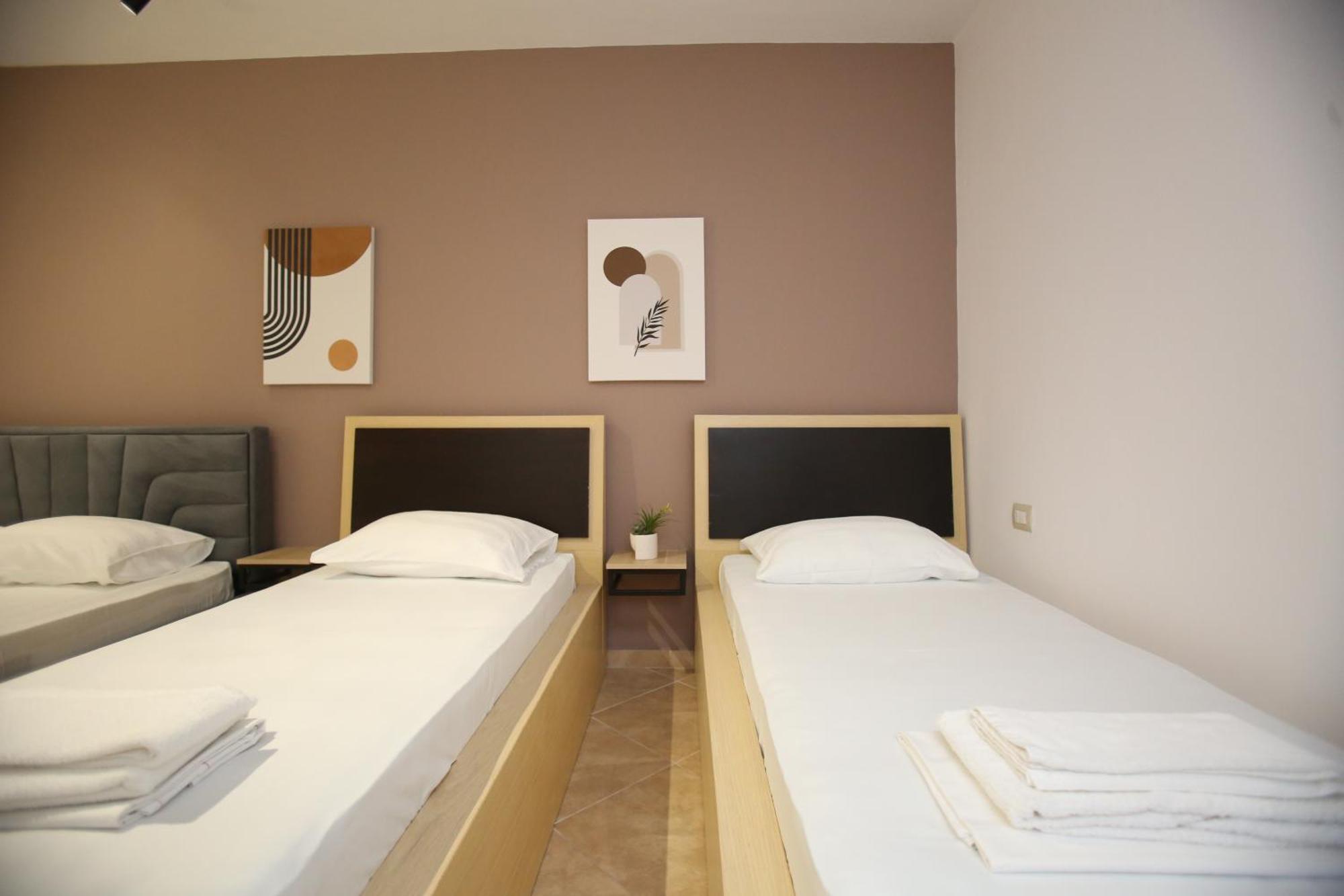 Tekb & Apartament