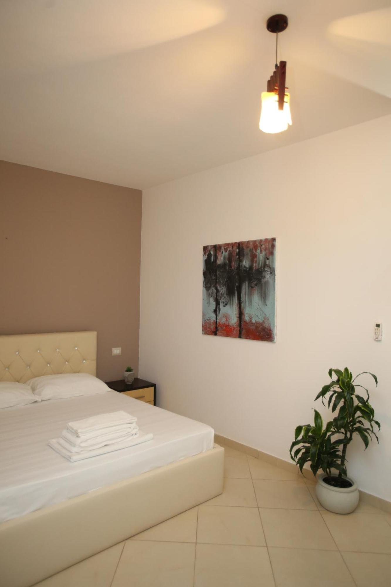 Apartament Tekb &